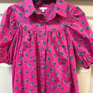 crown & ivy Bright Pink Floral Button-Front Puff Sleeve Top